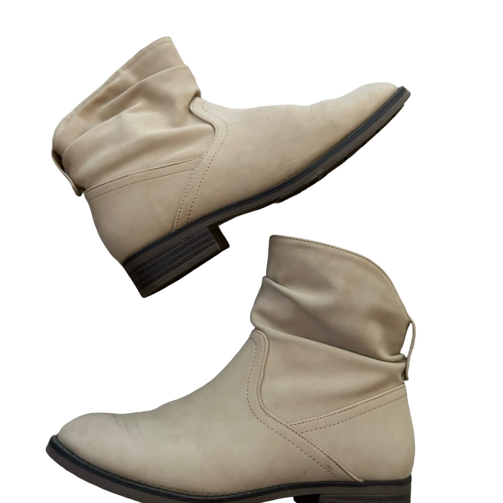 👢 Faux Suede Slouchy Ankle Boots | Size 7